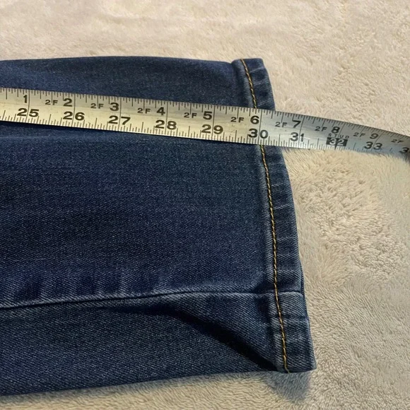 Levis 502 Regular Taper Mens Blue Jeans Size 36x32 Dark Wash Denim (35x30) - Picture 8 of 13